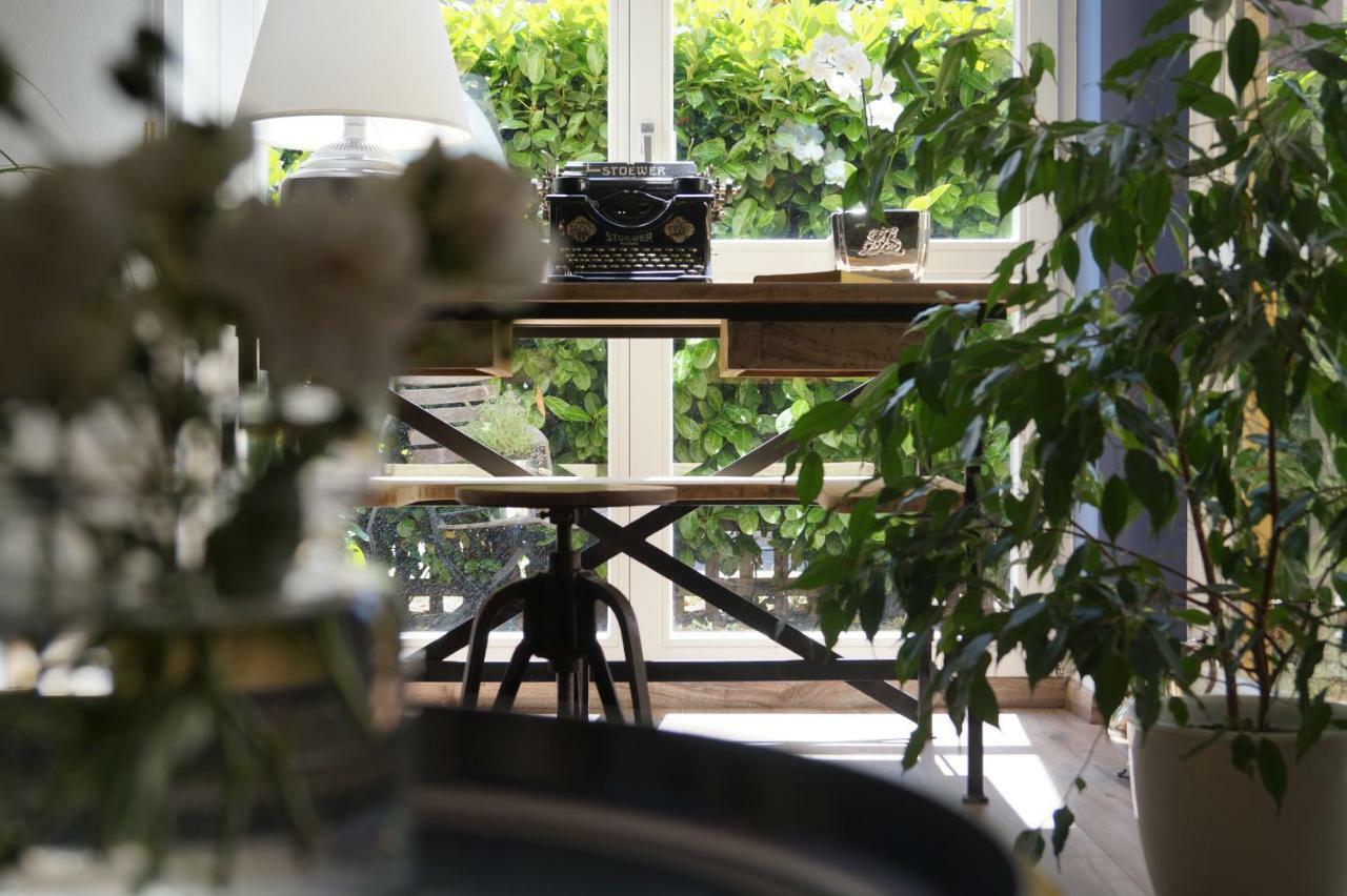 Liebevoll Eingerichtete Ferienwohnung Am Rande Von Berlin Blankenfelde-Mahlow Buitenkant foto
